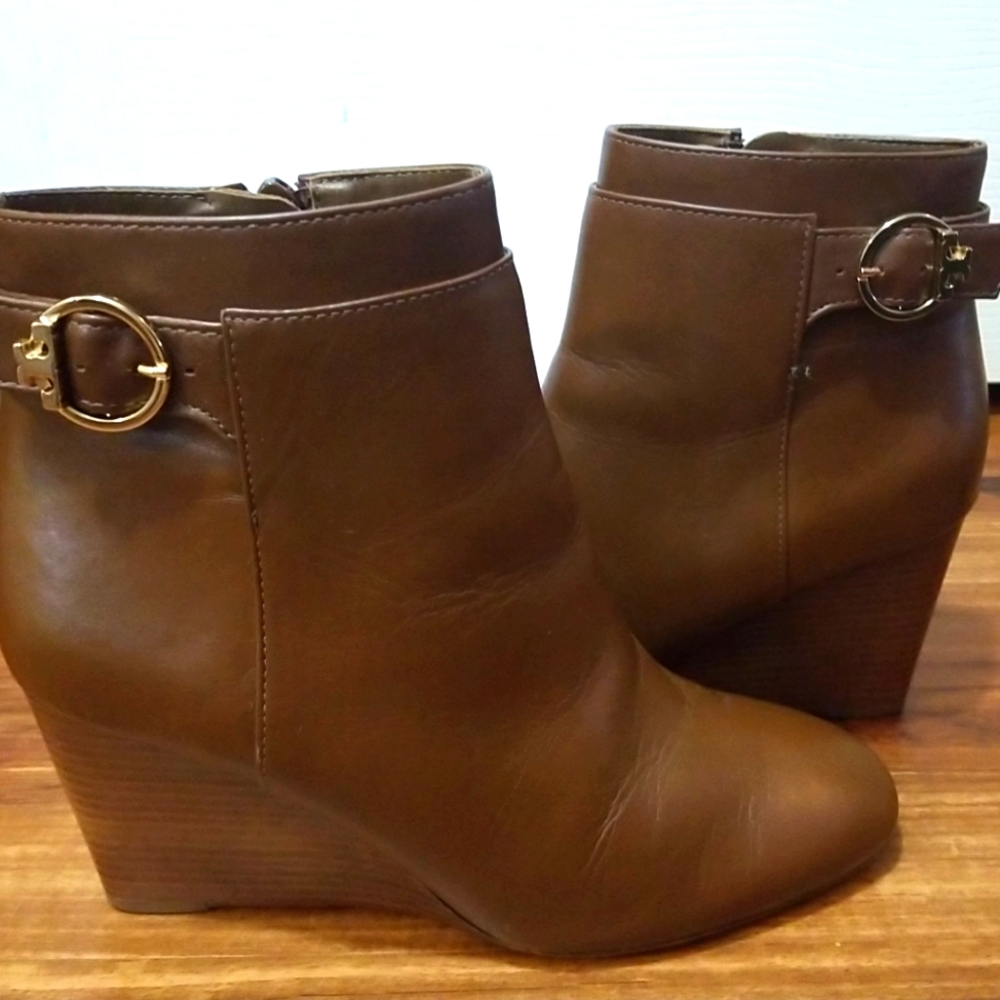 TORY BURCH leather Wedge Brown boot Size 7M